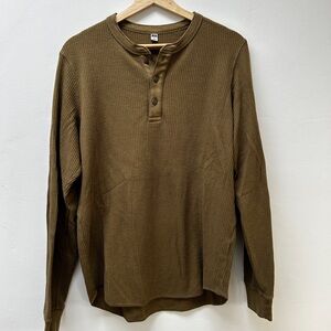 Uniqlo Waffle Henley